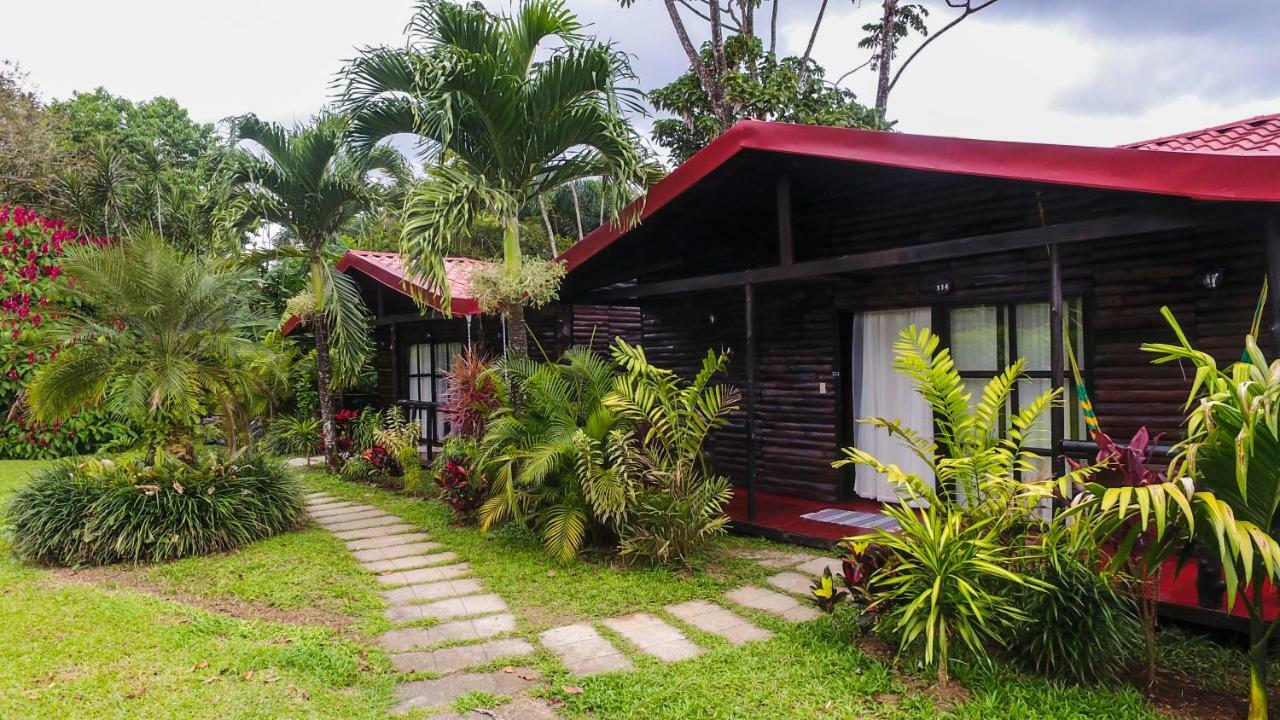 Hotel Tangara Arenal B&B La Fortuna Exterior photo